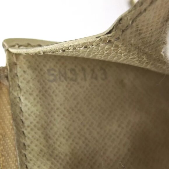 Louis Vuitton coin case epi Epi Authentic used T19200 - Picture 8 of 8